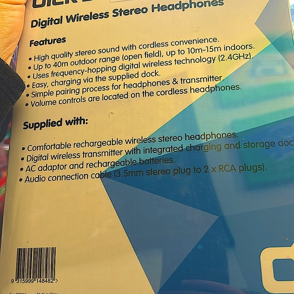 New unopened box. Dick smith digital wireless stereo headphones - Picture 4 of 4